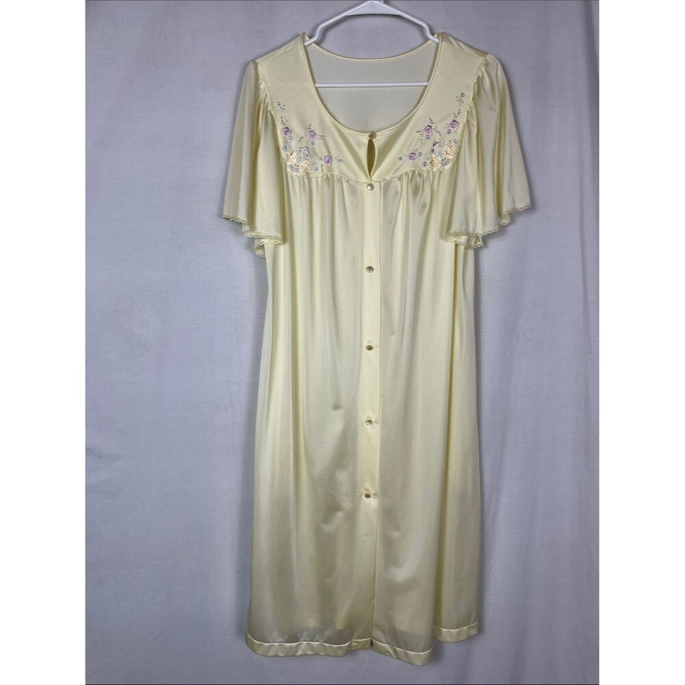 Vintage 70s Shadowline Butter Yellow Nightgown with Embroidered Flowers